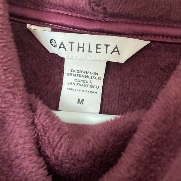 Athleta Cozy Karma Funnel Neck Plum Purple Turtleneck Bozy Sweatshirt Size M - Picture 9 of 10